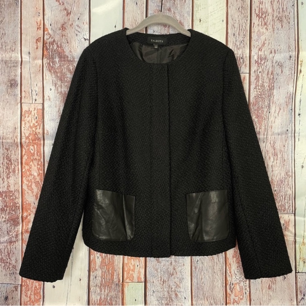 ✨✨Host Pick ✨Talbots Tweed Zip Up Jacket, Faux Leather Pockets, Black Wool Blend